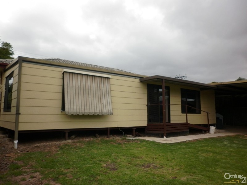 21 Audrey Crescent, Valley View SA 5093