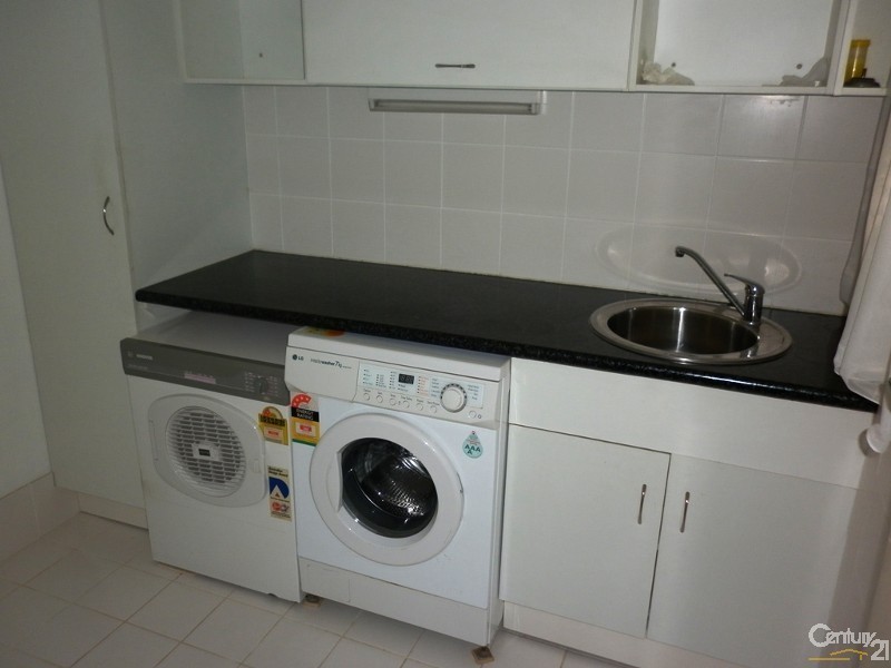 21 Audrey Crescent, Valley View SA 5093