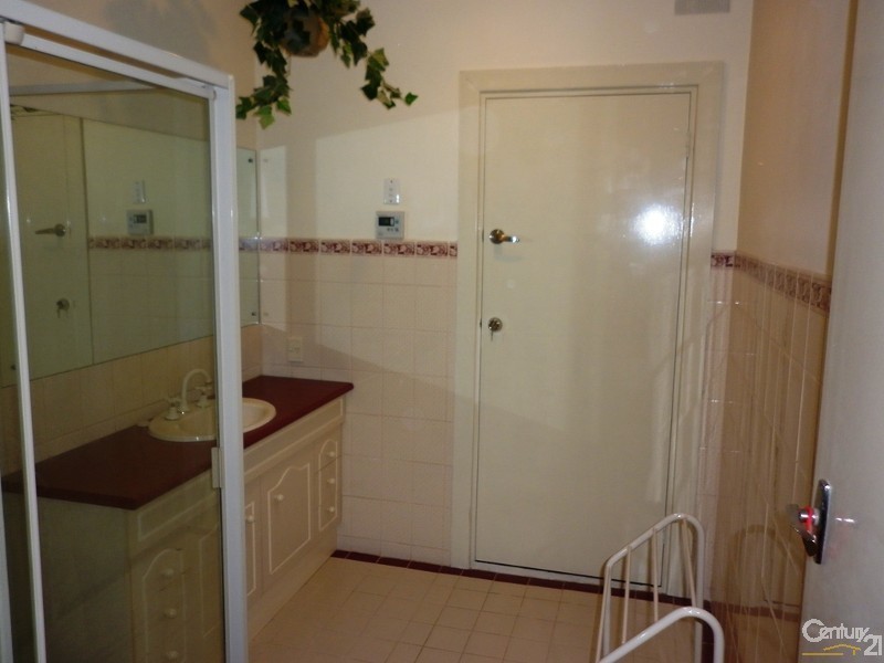 21 Audrey Crescent, Valley View SA 5093