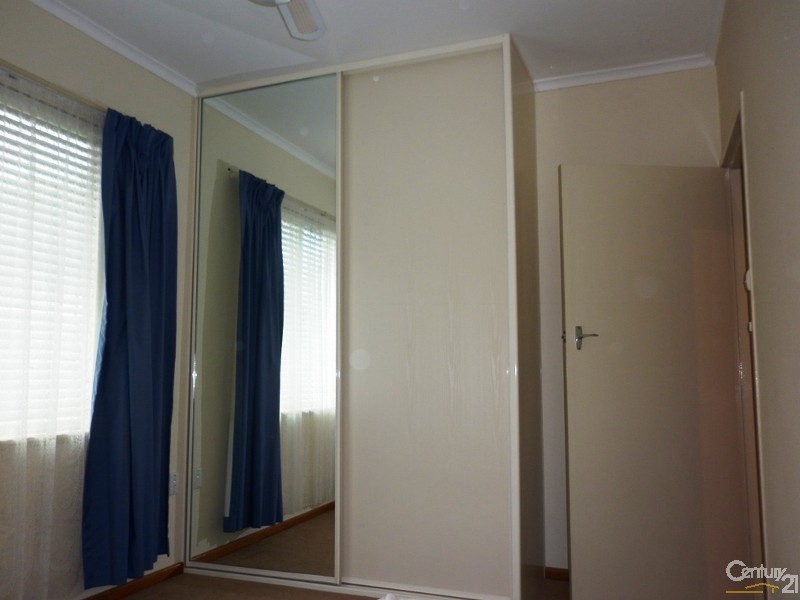 21 Audrey Crescent, Valley View SA 5093