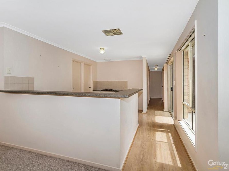 8 Wentworth Place, Brompton SA 5007