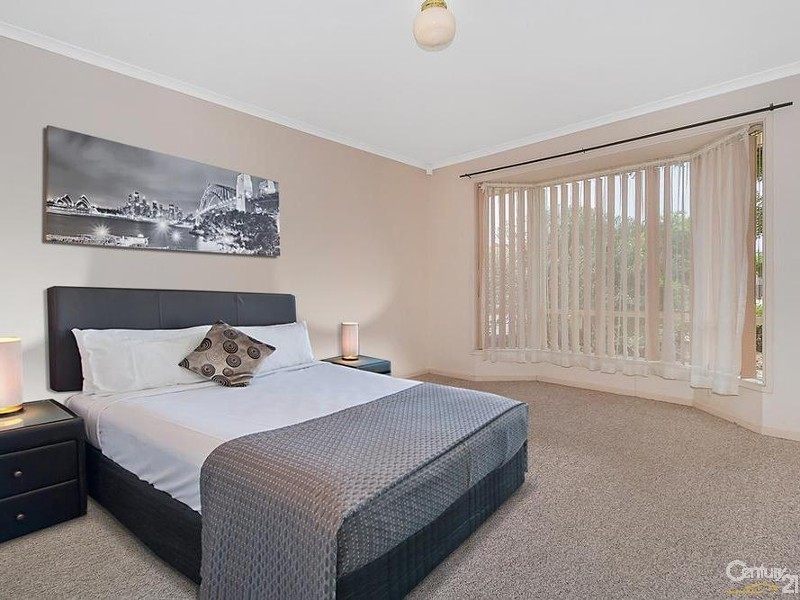8 Wentworth Place, Brompton SA 5007