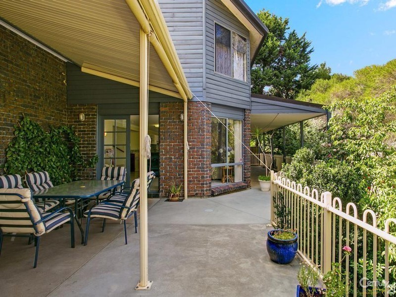 28 Dallas Court, Wynn Vale SA 5127