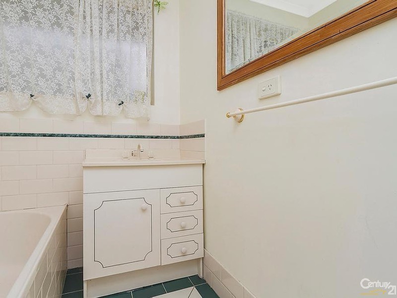 4 Yulan Court, Greenwith SA 5125