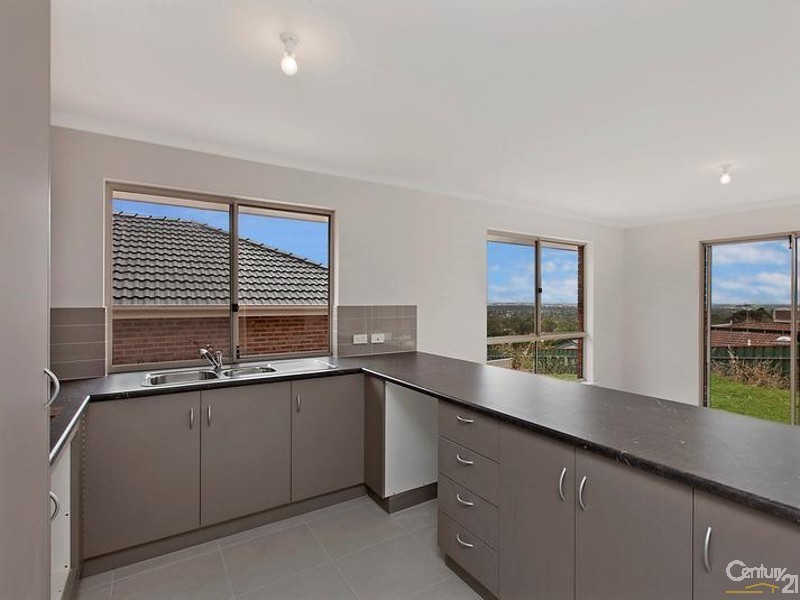 27/27a Williams Road, Hillbank SA 5112