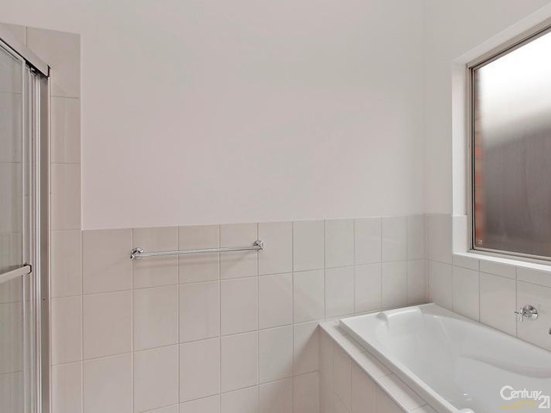 27/27a Williams Road, Hillbank SA 5112