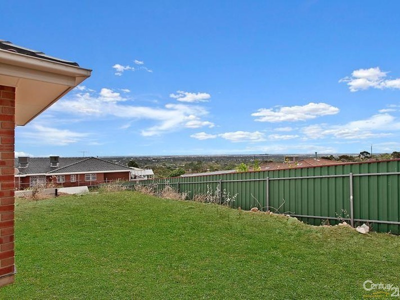 27/27a Williams Road, Hillbank SA 5112