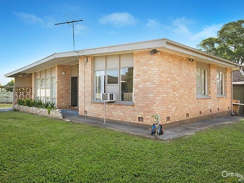 22 Hampshire Crs, Valley View SA 5093