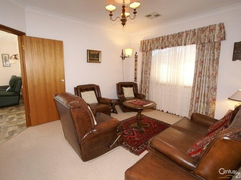 2A Glamis Avenue, Tranmere SA 5073