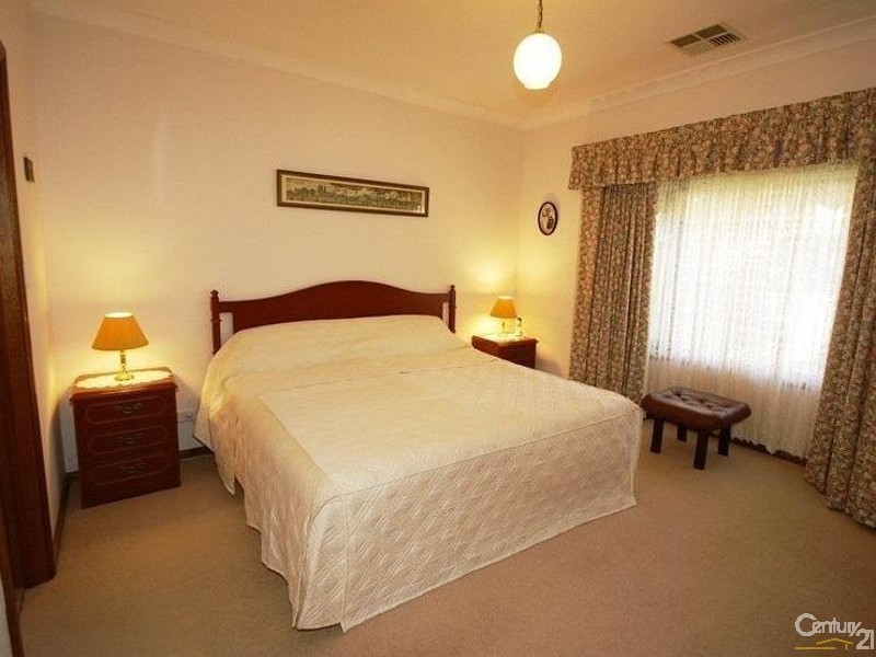 2A Glamis Avenue, Tranmere SA 5073