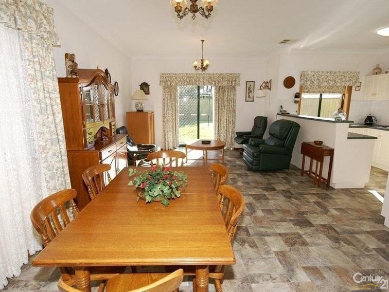 2A Glamis Avenue, Tranmere SA 5073