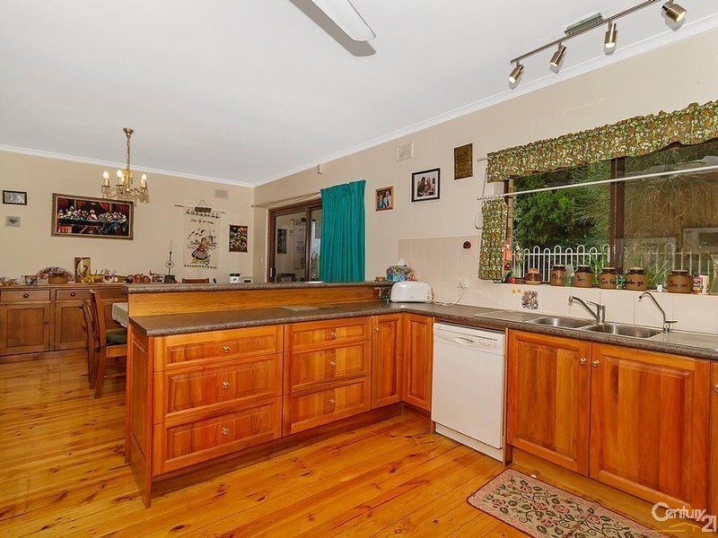 94-96 Brougham Drive, Valley View SA 5093