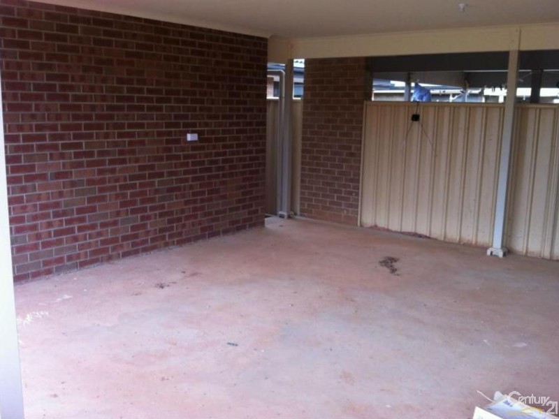 183 Newton Boulevard, Munno Para West SA 5115