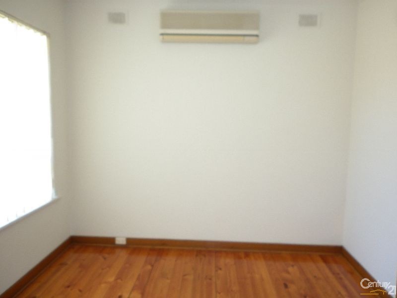 33 Markwick Crescent, Campbelltown SA 5074