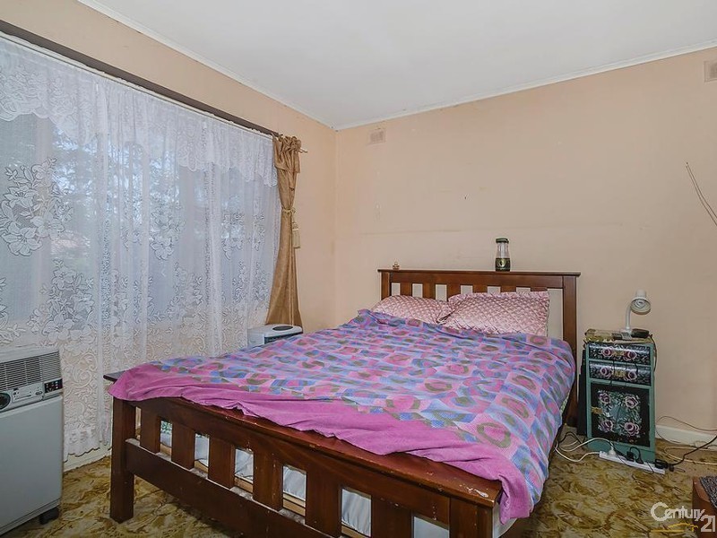 4 Glenside Street, Surrey Downs SA 5126