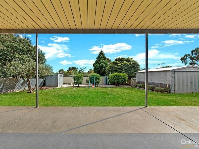 11 Pringle Avenue, Surrey Downs SA 5126