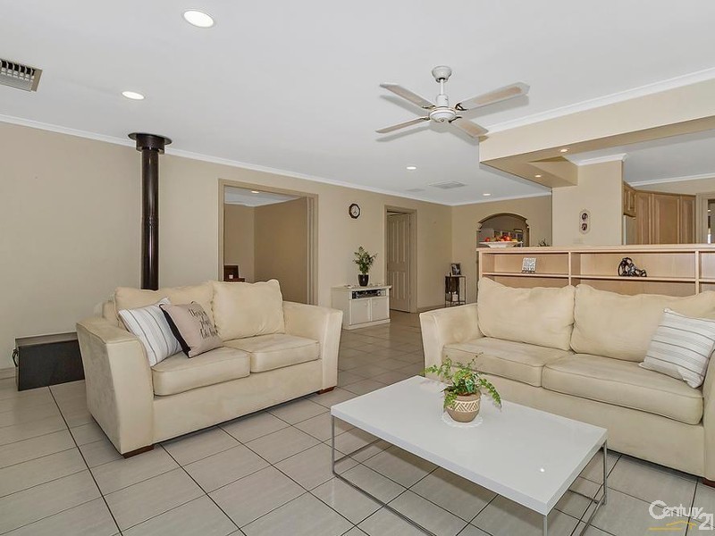 17 Alexis Street, Hope Valley SA 5090