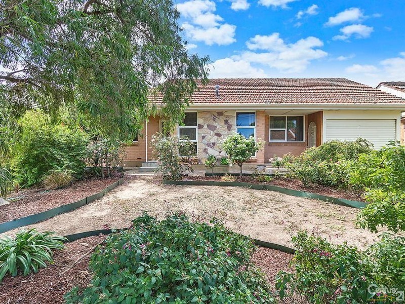 5  Perth Avenue, Valley View SA 5093