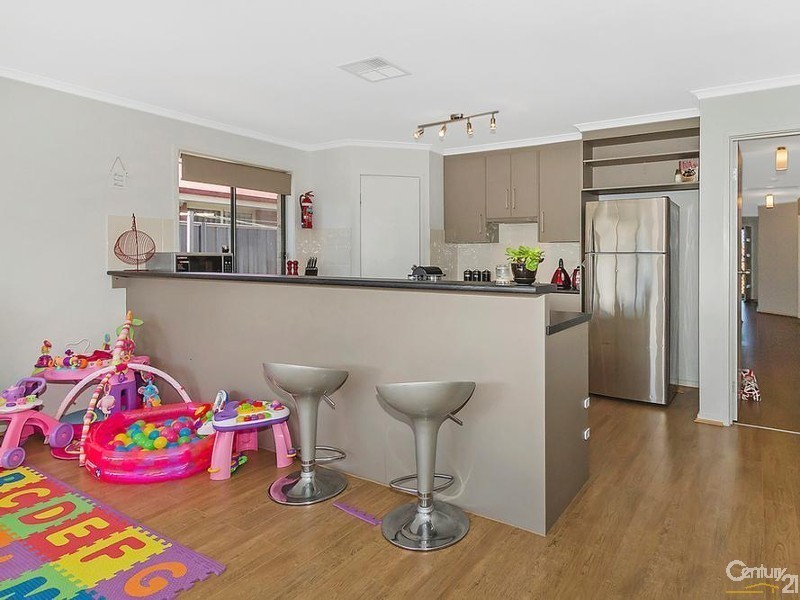 184 President Avenue, Andrews Farm SA 5114