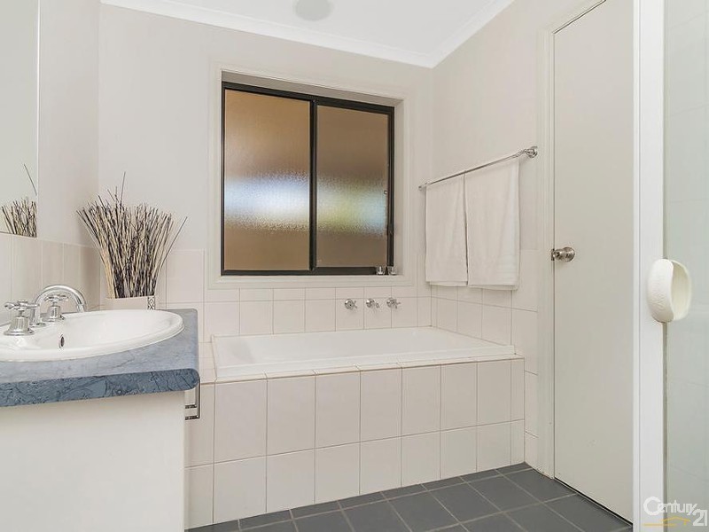 25 Loral Street, Modbury SA 5092