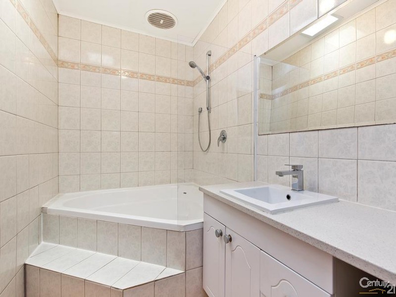 13 Lumsden Avenue, Ridgehaven SA 5097