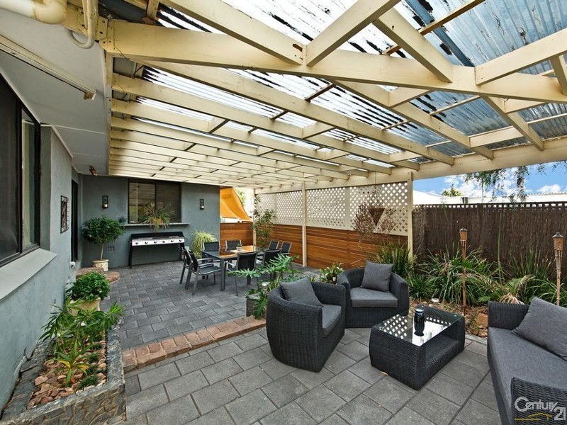 13 Lumsden Avenue, Ridgehaven SA 5097