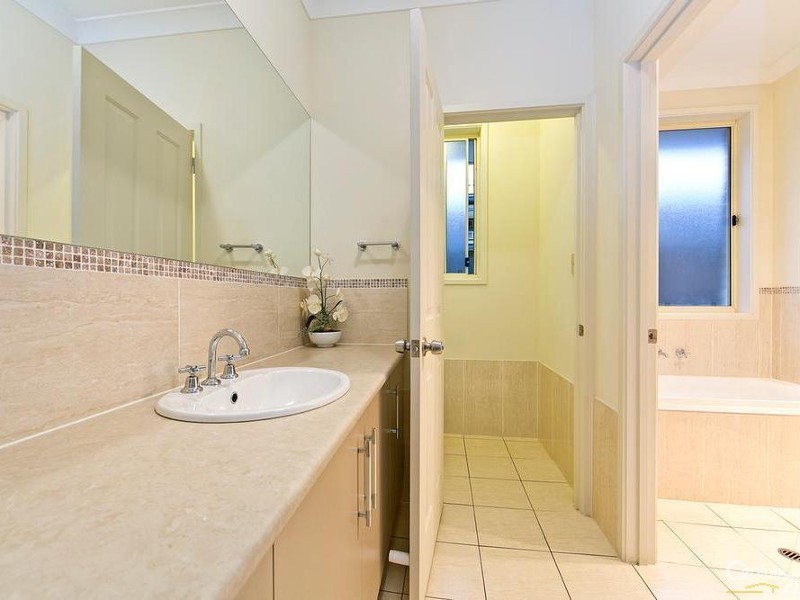 24 Wyn Street, Campbelltown SA 5074