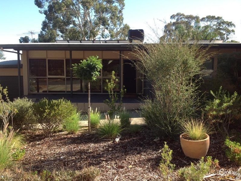 6 Middlecoff Street, Fairview Park SA 5126