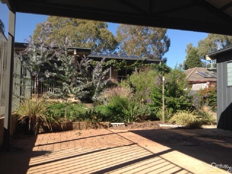 6 Middlecoff Street, Fairview Park SA 5126