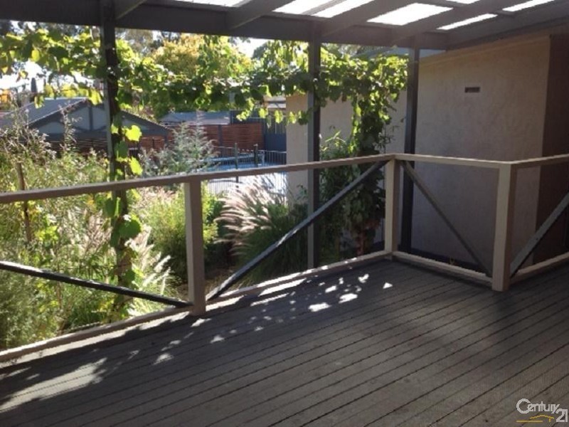6 Middlecoff Street, Fairview Park SA 5126