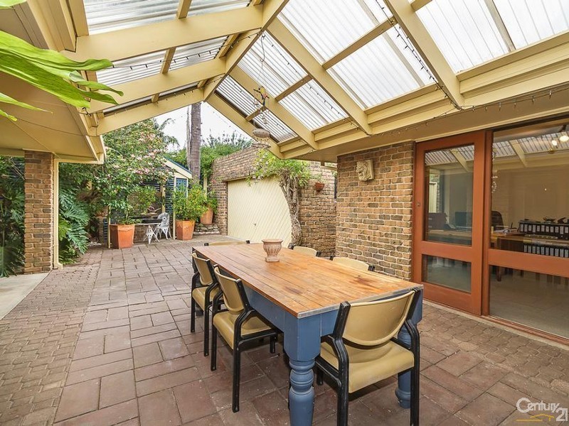 11 Wakefield Crescent, Redwood Park SA 5097