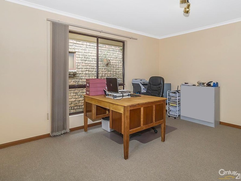 11 Wakefield Crescent, Redwood Park SA 5097