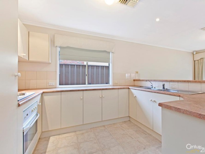 82a Oxford Street, Oakden SA 5086