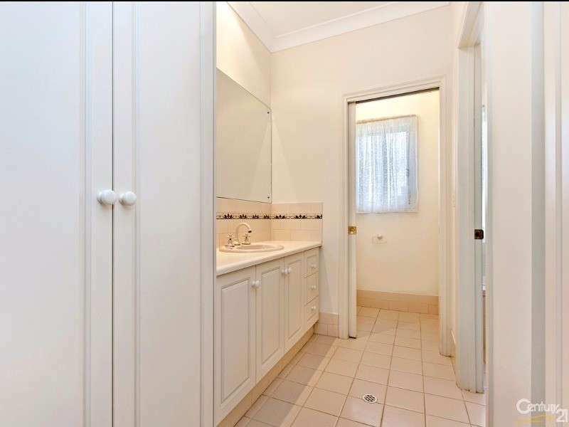 25 Martindale Place, Walkley Heights SA 5098