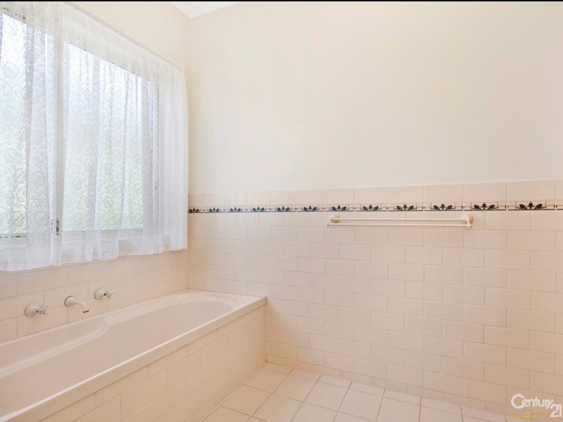 25 Martindale Place, Walkley Heights SA 5098