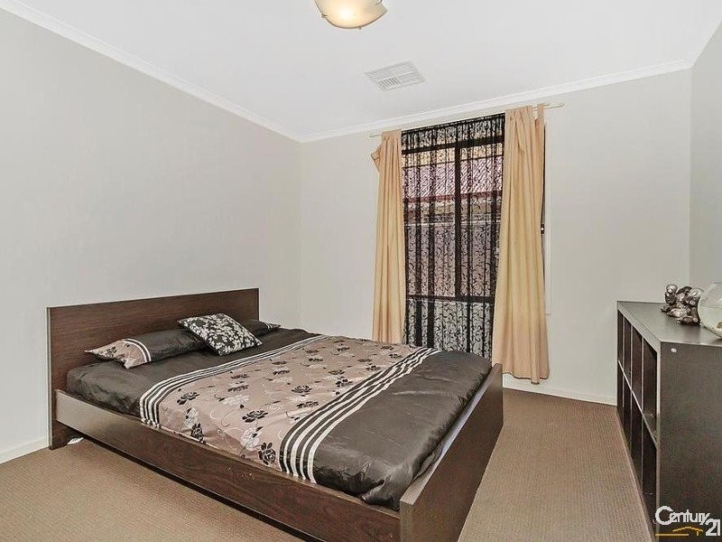 184 President Avenue, Andrews Farm SA 5114