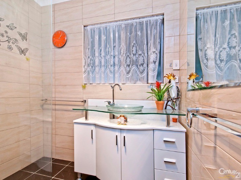 2 Heath Avenue, Tea Tree Gully SA 5091