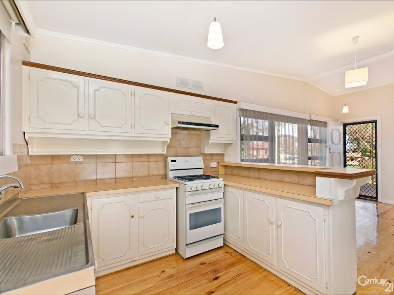 10 Malbaru Avenue, Ingle Farm SA 5098