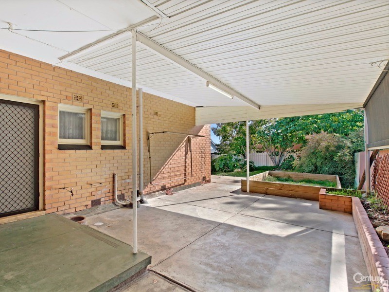 10 Malbaru Avenue, Ingle Farm SA 5098