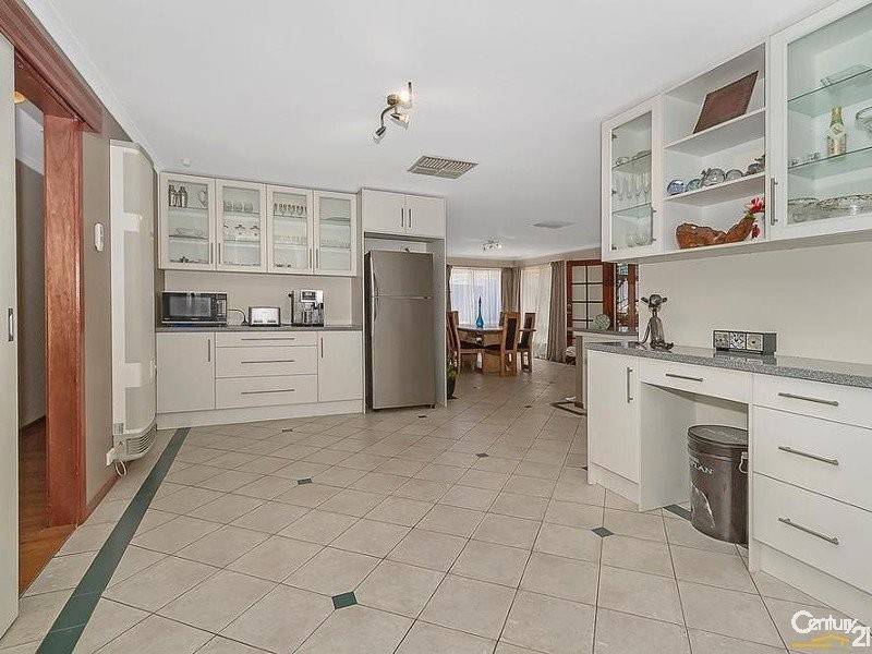 15 Blight Crescent, Hillbank SA 5112