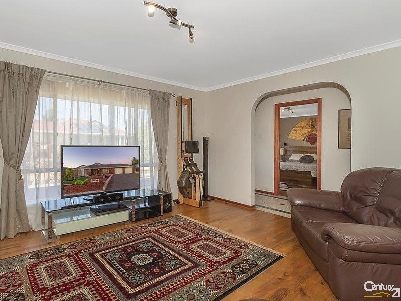 15 Blight Crescent, Hillbank SA 5112