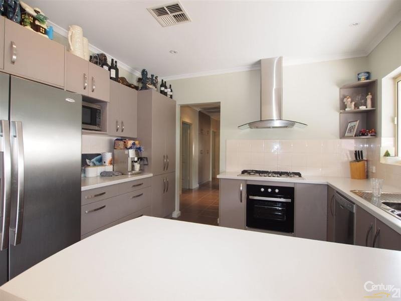 35  Steventon Drive, Banksia Park SA 5091