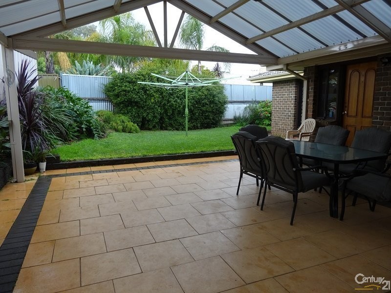 43 Currawong Crescent, Modbury Heights SA 5092