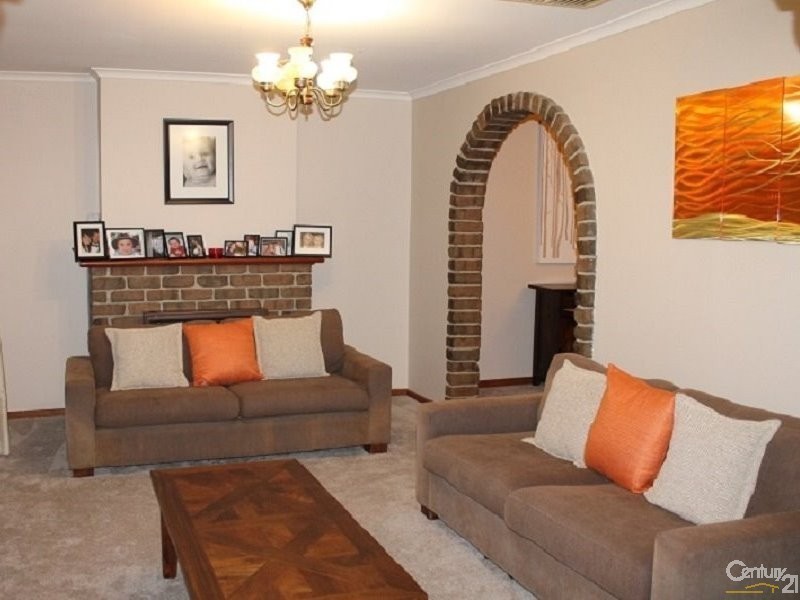 43 Currawong Crescent, Modbury Heights SA 5092