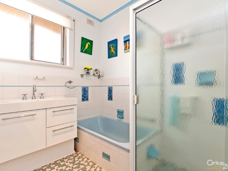 16 Graham Avenue, Holden Hill SA 5088