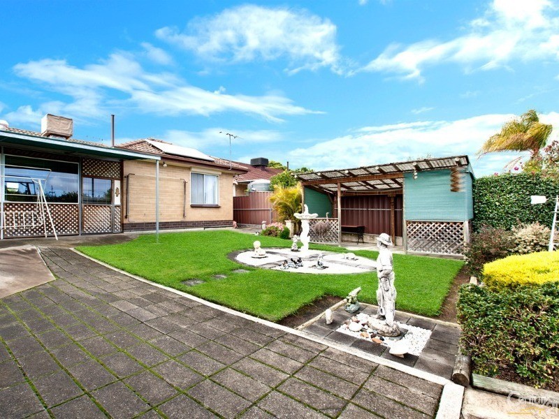 16 Graham Avenue, Holden Hill SA 5088