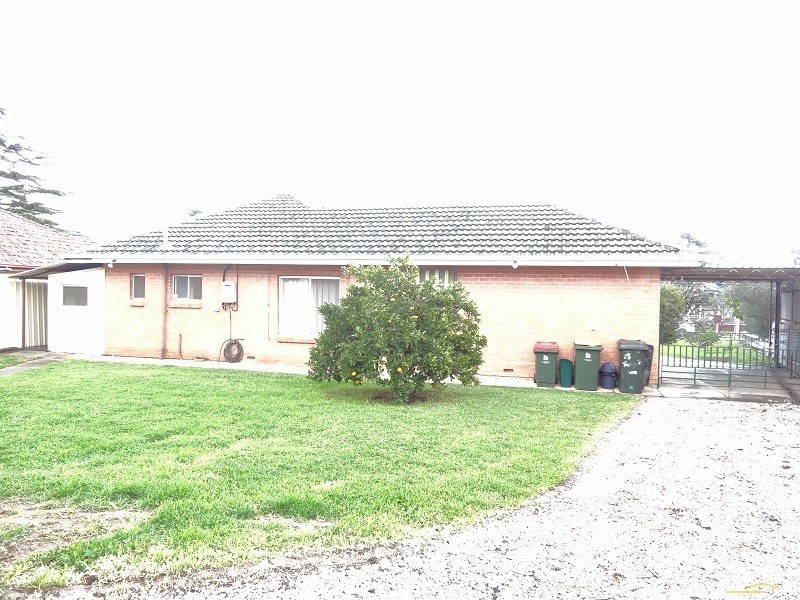 15 Sunnyview Crescent, Ridgehaven SA 5097