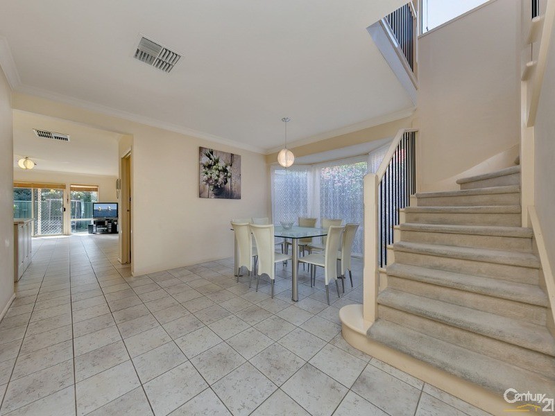 18 Hilltop Drive, Oakden SA 5086