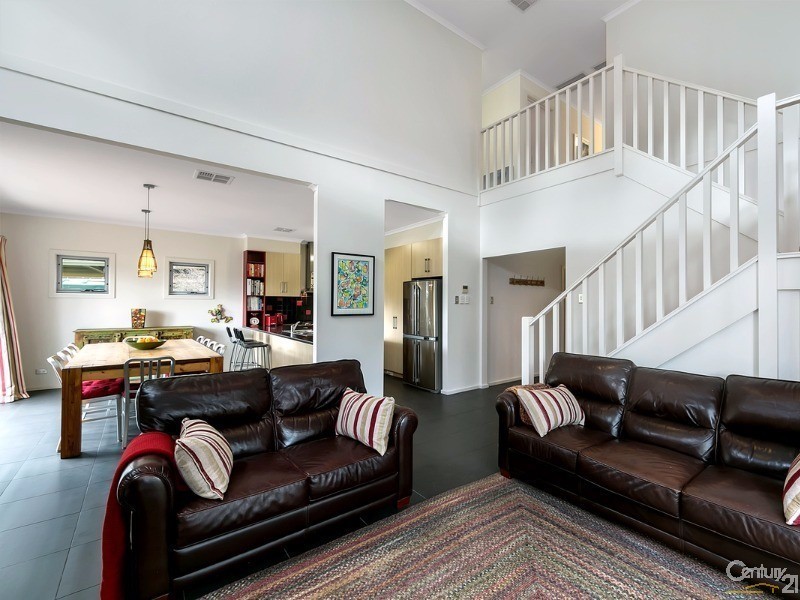 35 Greenwood Drive, St Agnes SA 5097