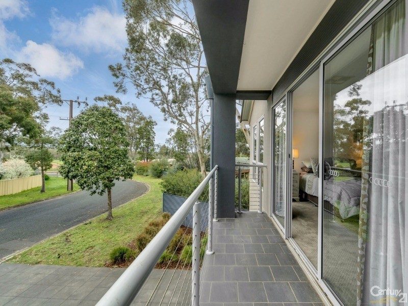 35 Greenwood Drive, St Agnes SA 5097